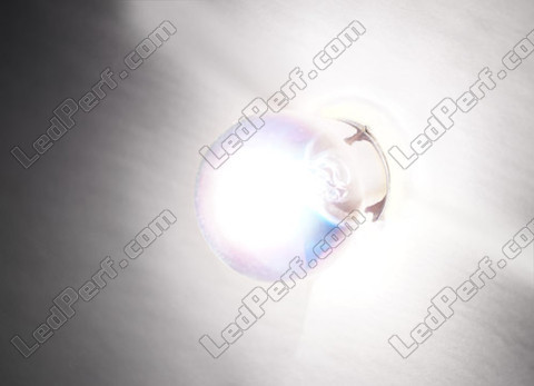 Lâmpada de gás xénon 1157 - 7528 - P21/5W Chrome Super White LED
