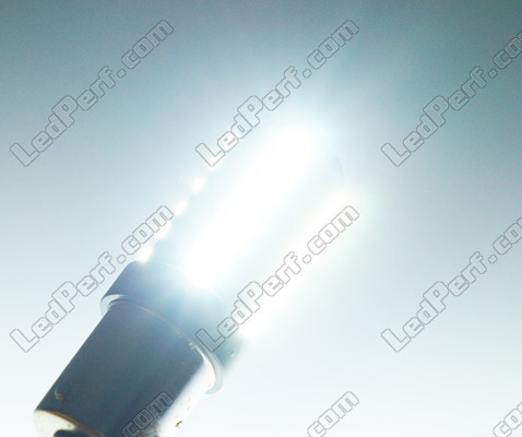 Iluminação Lâmpada 1157 - 7528 - P21/5W LED BAY15D Ultimate Ultra Potente